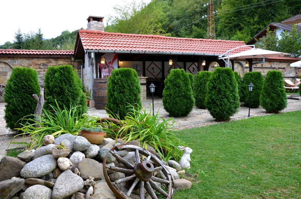 Къщата - Къща За Гости Ribarița Exterior foto
