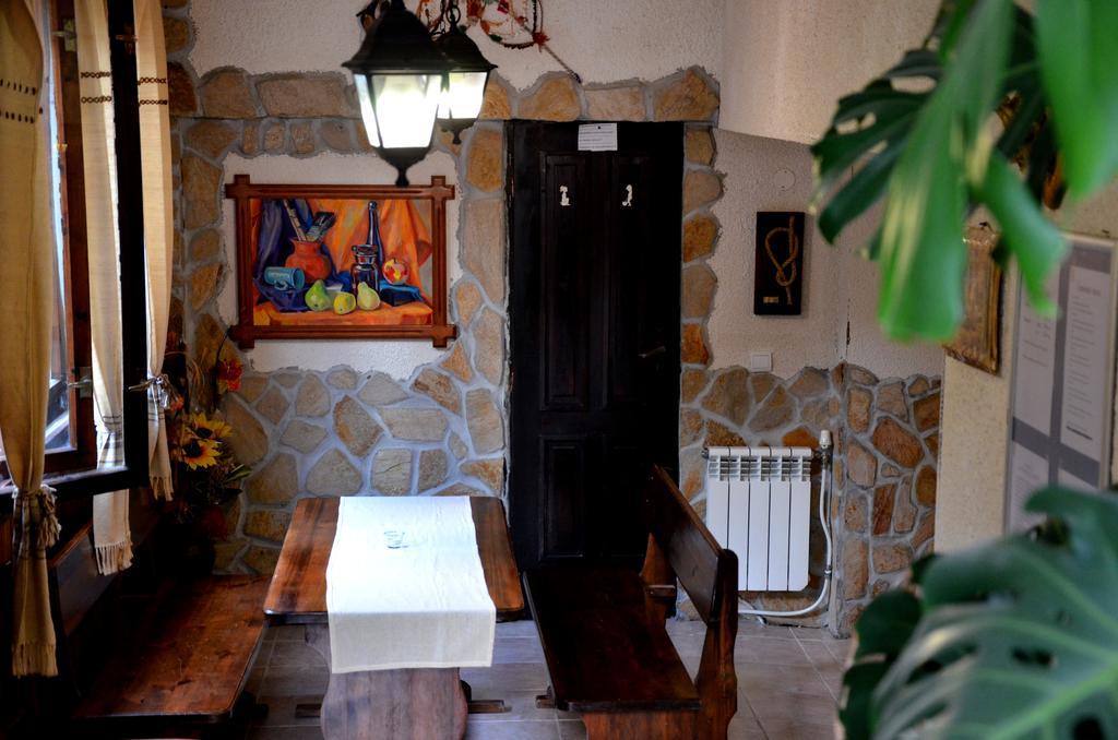 Къщата - Къща За Гости Ribarița Exterior foto
